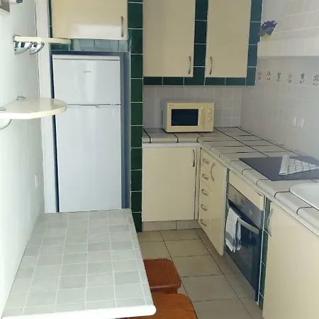 Σπίτι διακοπών Genara's Bungalow *